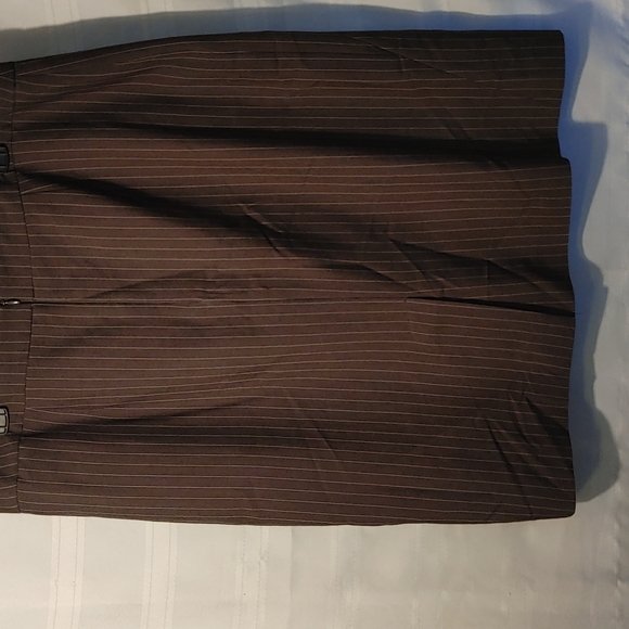 Chadwicks Skirt - Picture 2 of 6